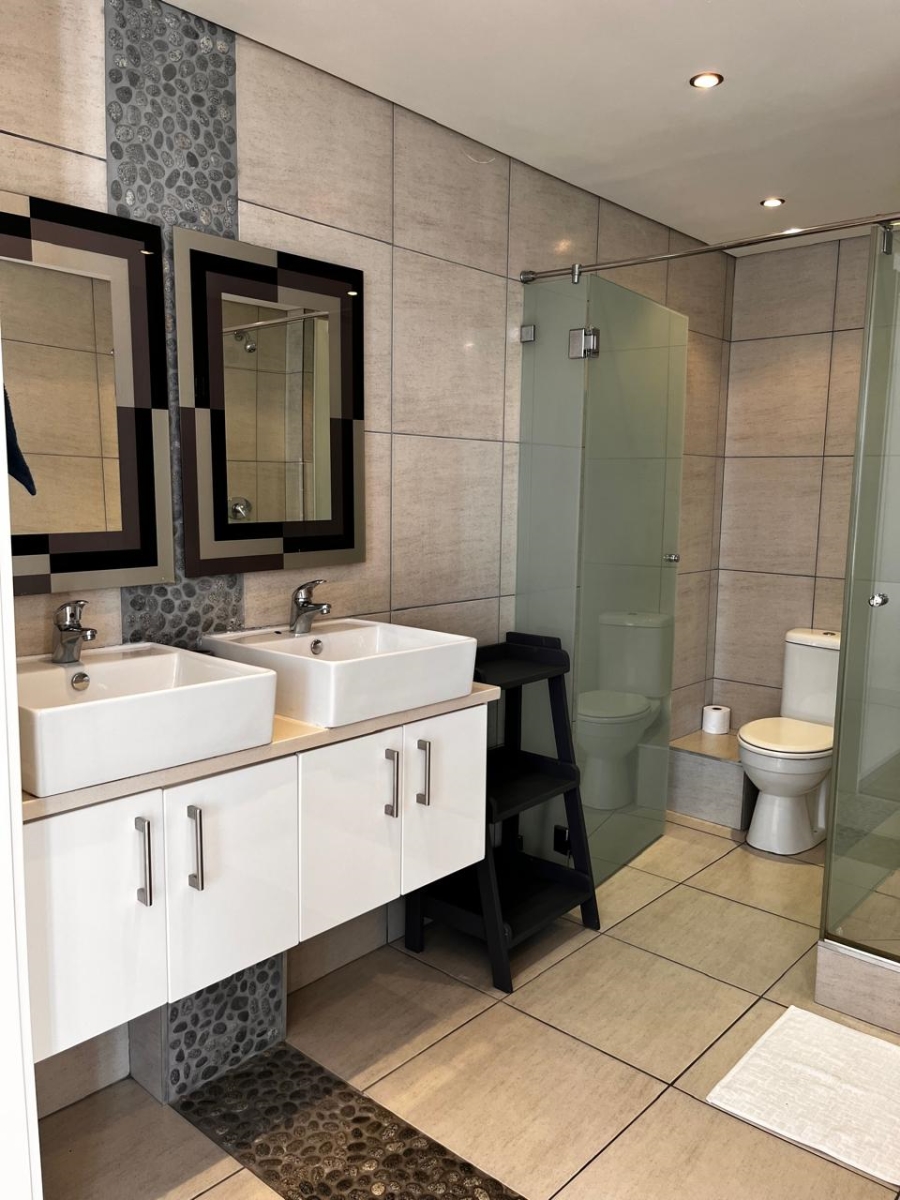 To Let 2 Bedroom Property for Rent in Big Bay Western Cape